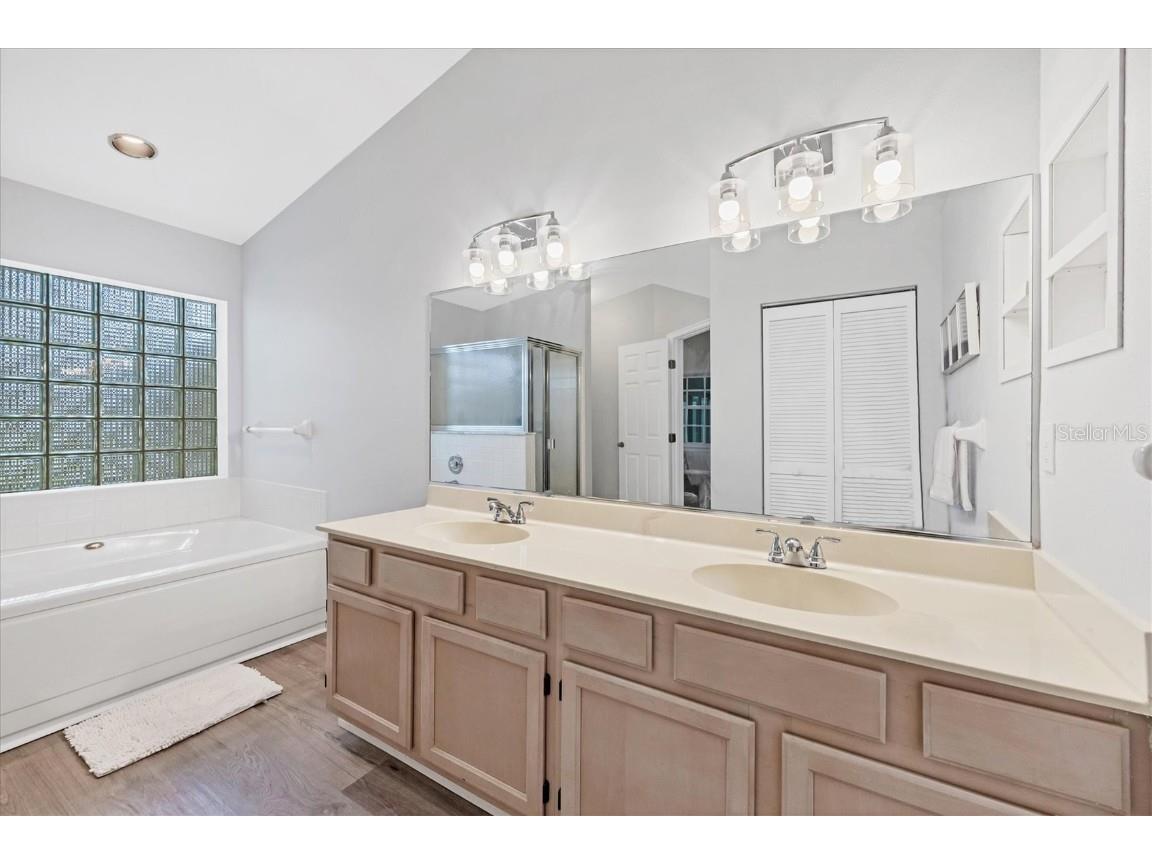 4738 Raintree Street Circle E Bradenton FL 34203 A4659061 image18