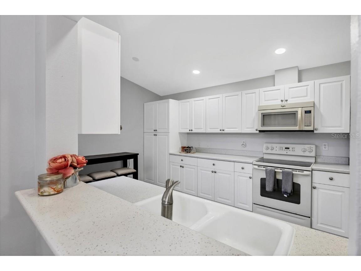 4738 Raintree Street Circle E Bradenton FL 34203 A4659061 image9