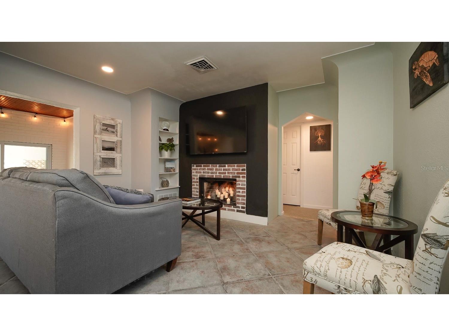 4739 Baywood Point Drive S Gulfport FL 33711 TB8479335 image8