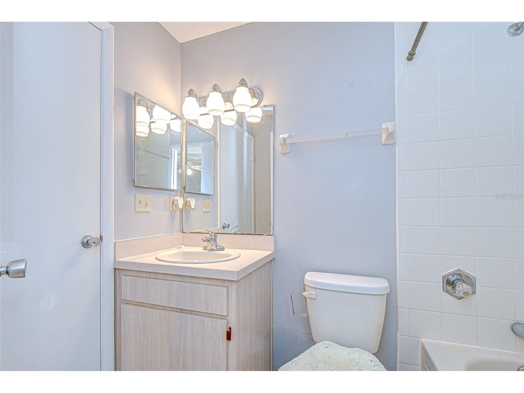 4739 Silver Circle Zephyrhills FL 33541 TB8465084 image22