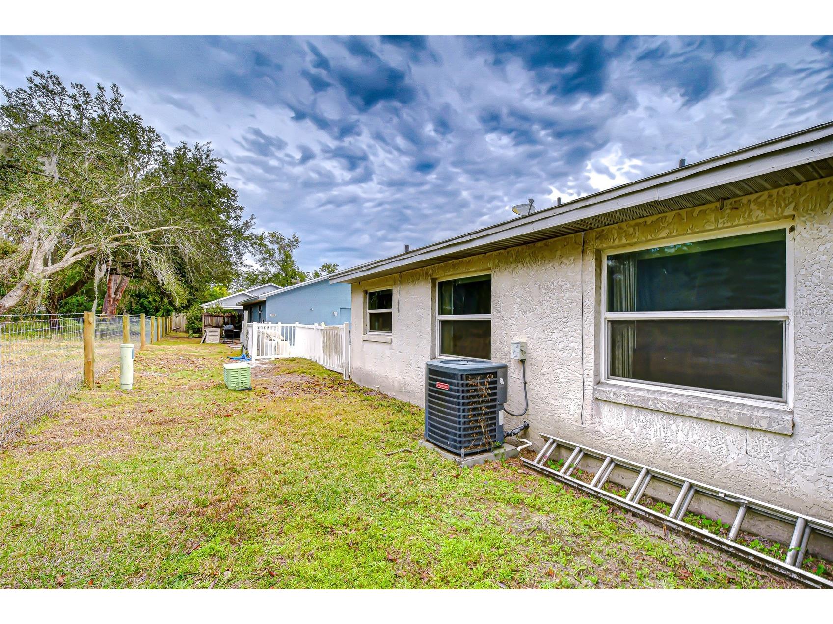 4739 Silver Circle Zephyrhills FL 33541 TB8465084 image24