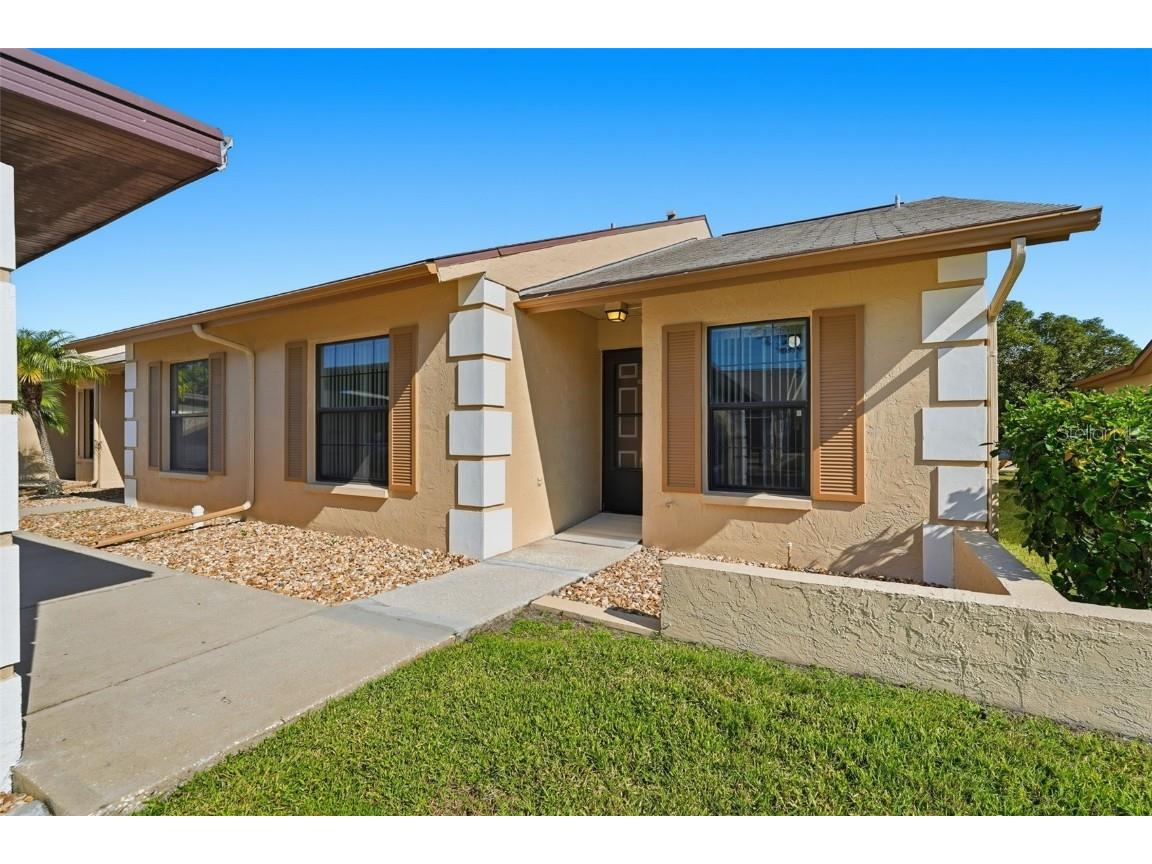 4739 Sunny Loop #4739 Holiday FL 34690 TB8449269 image3