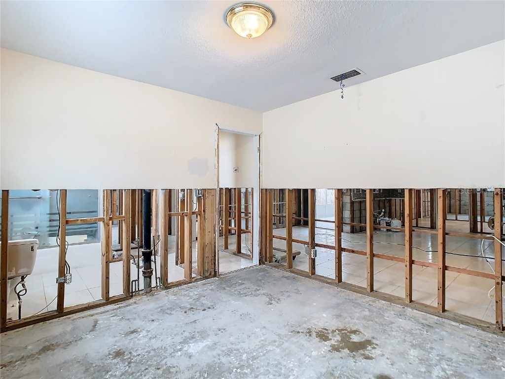 4740 114th Street N Saint Petersburg FL 33708 TB8324278 image25