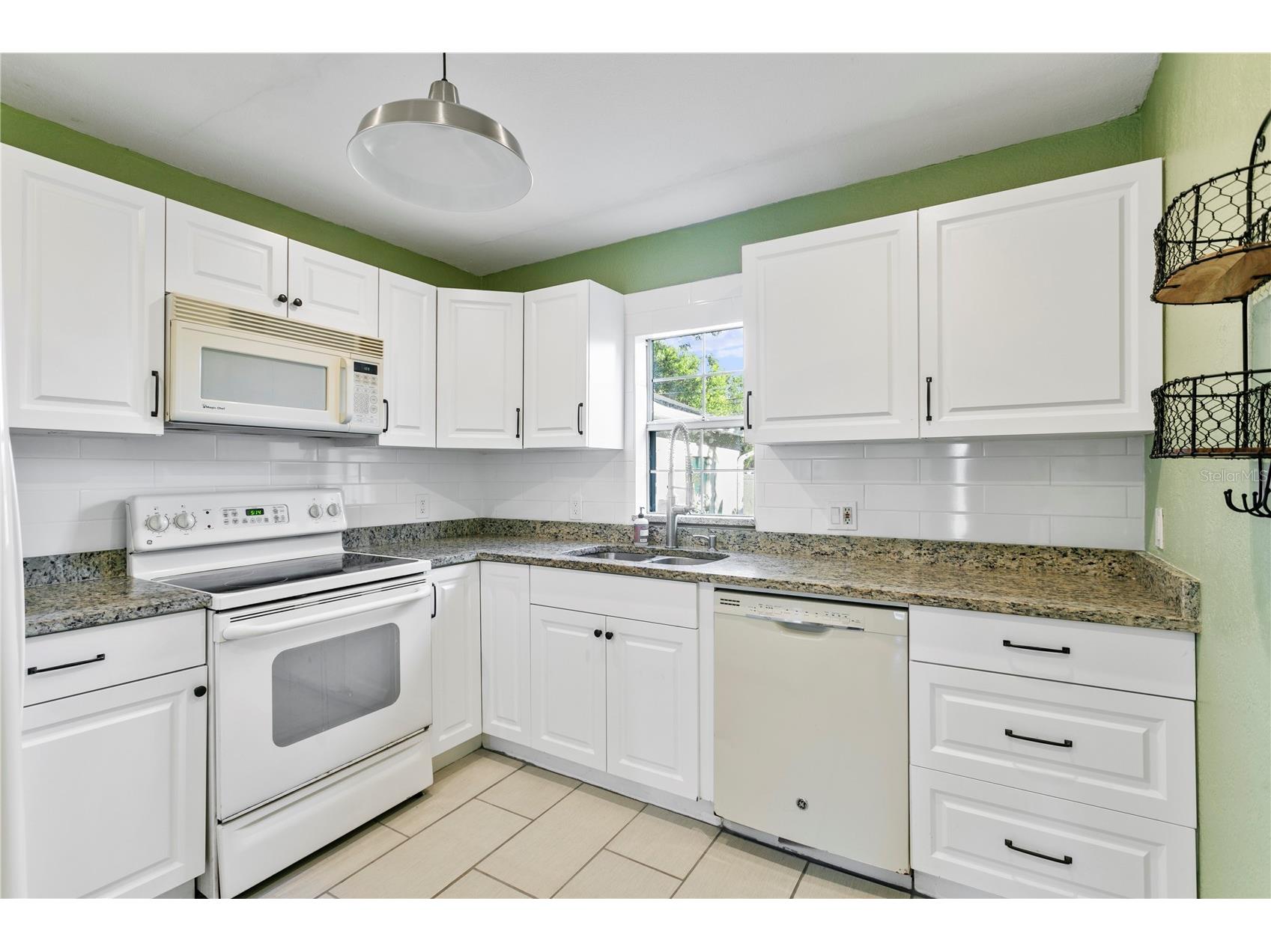 4740 22nd Avenue N Saint Petersburg FL 33713 TB8521933 image11