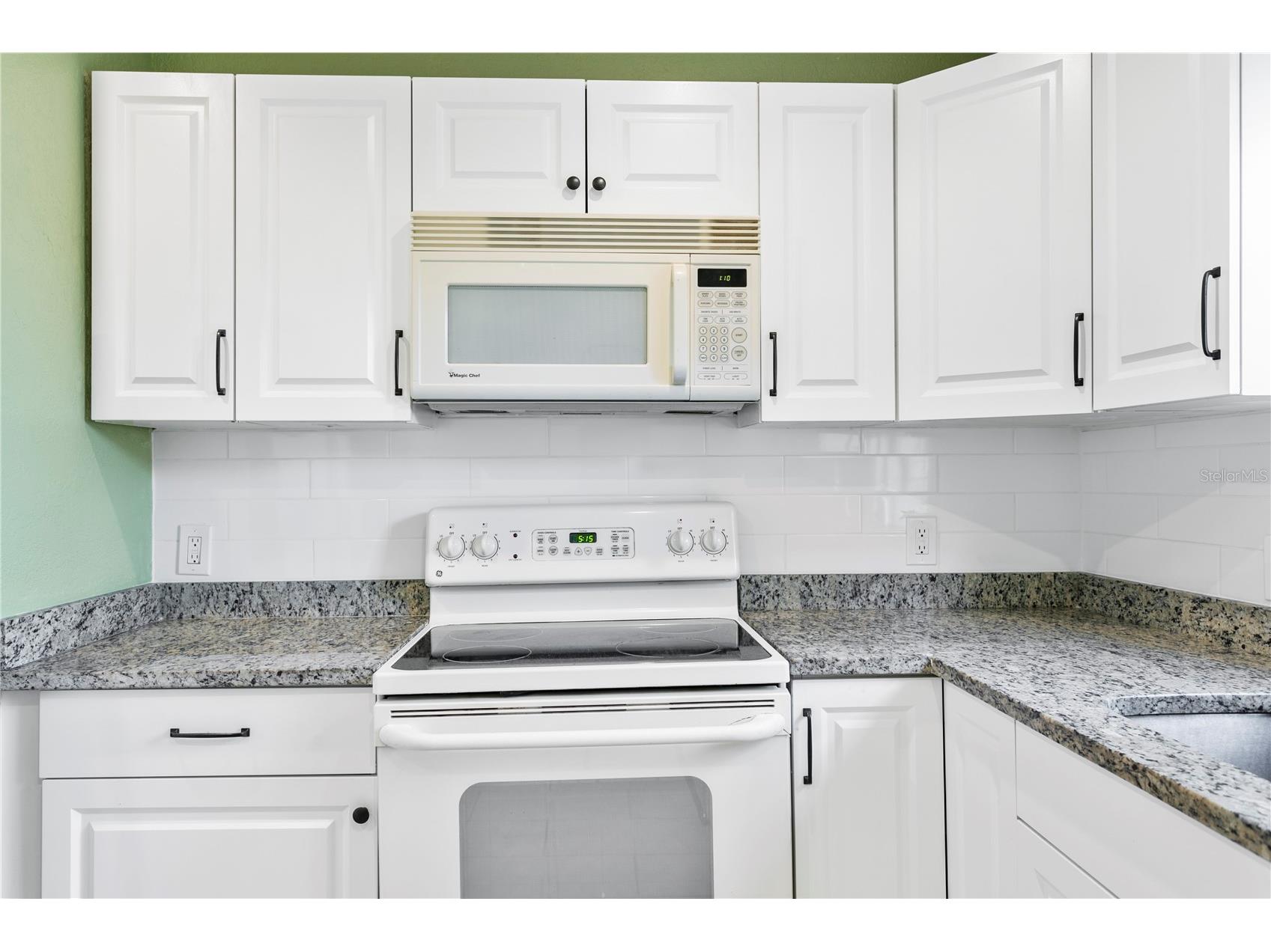 4740 22nd Avenue N Saint Petersburg FL 33713 TB8521933 image14