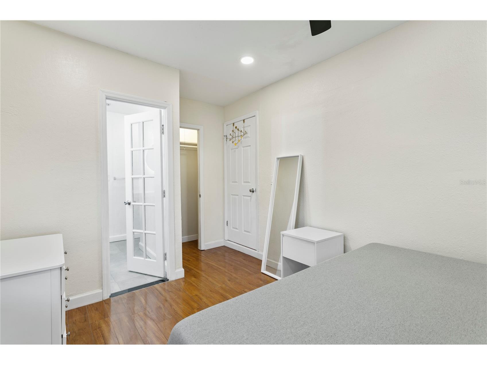 4740 22nd Avenue N Saint Petersburg FL 33713 TB8521933 image17