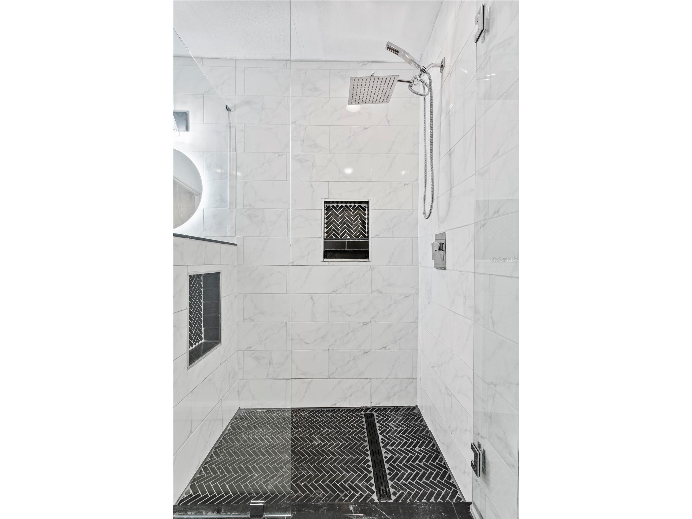 4740 22nd Avenue N Saint Petersburg FL 33713 TB8521933 image18