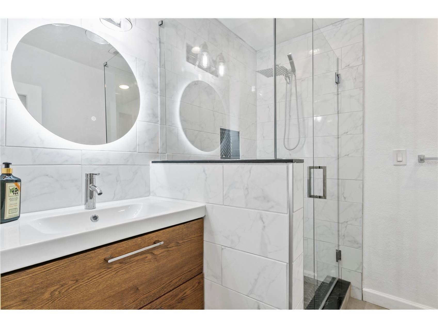 4740 22nd Avenue N Saint Petersburg FL 33713 TB8521933 image20