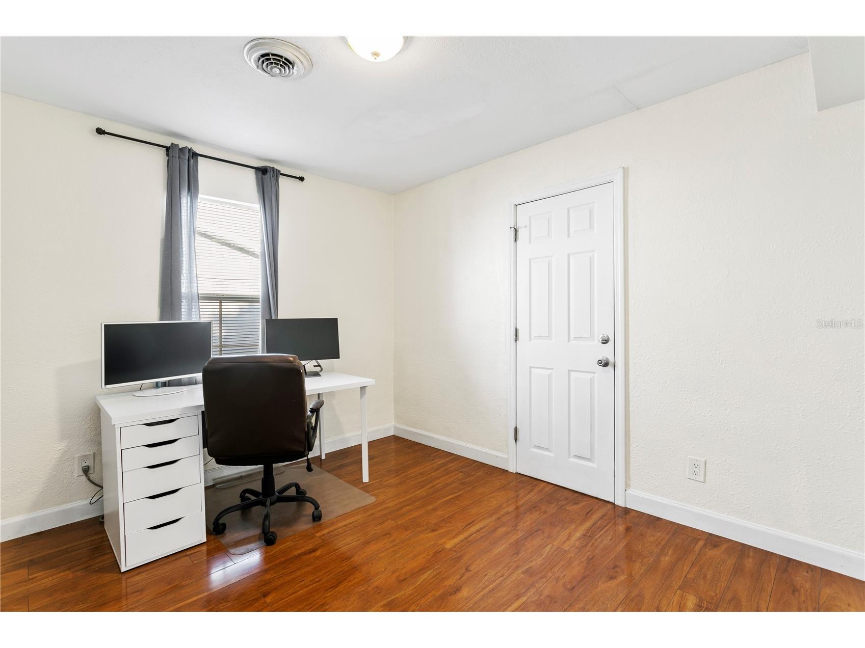 4740 22nd Avenue N Saint Petersburg FL 33713 TB8521933 image26