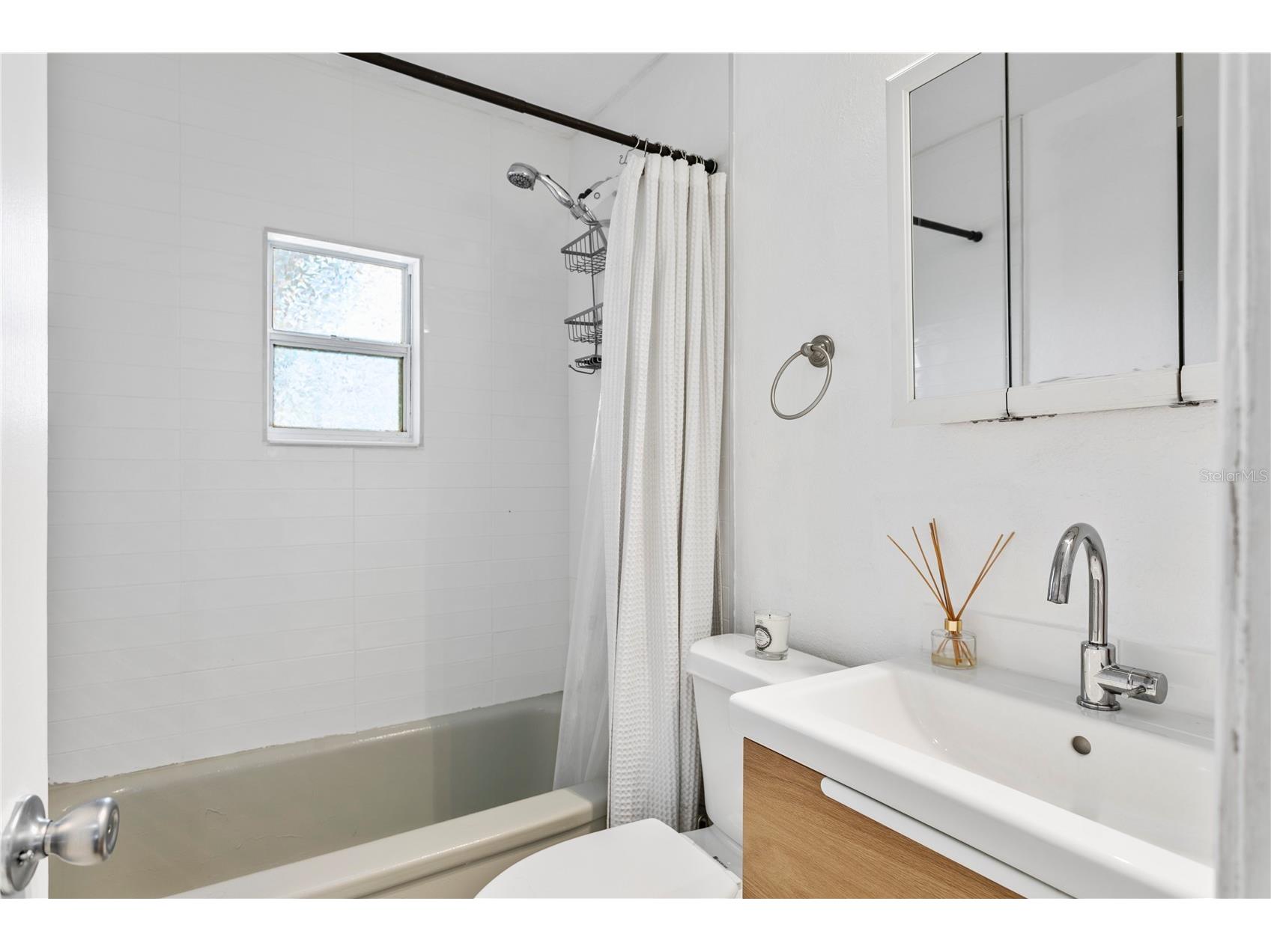 4740 22nd Avenue N Saint Petersburg FL 33713 TB8521933 image27