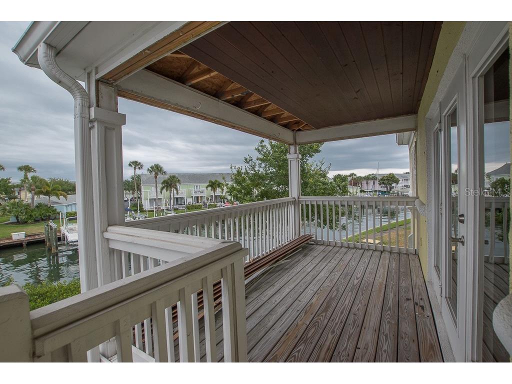 4740 Beach Drive SE #D Saint Petersburg FL 33705 U8229016 image1