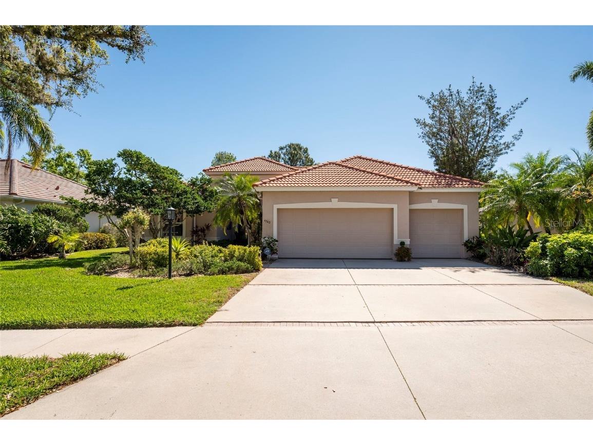 4740 Carrington Circle Sarasota FL 34243 A4663272 image1