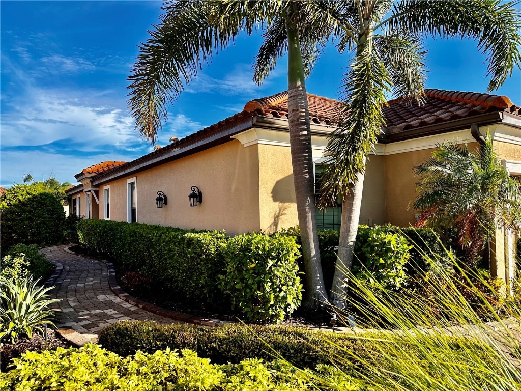 4740 Stafford Court Palmetto FL 34221 A4625412 image1