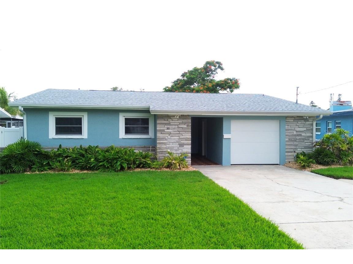4740 Venetian Boulevard NE Saint Petersburg FL 33703 TB8405184 image1