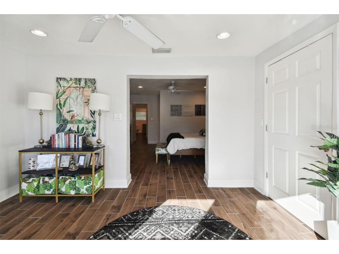 4740 Venetian Boulevard NE Saint Petersburg FL 33703 TB8405184 image22