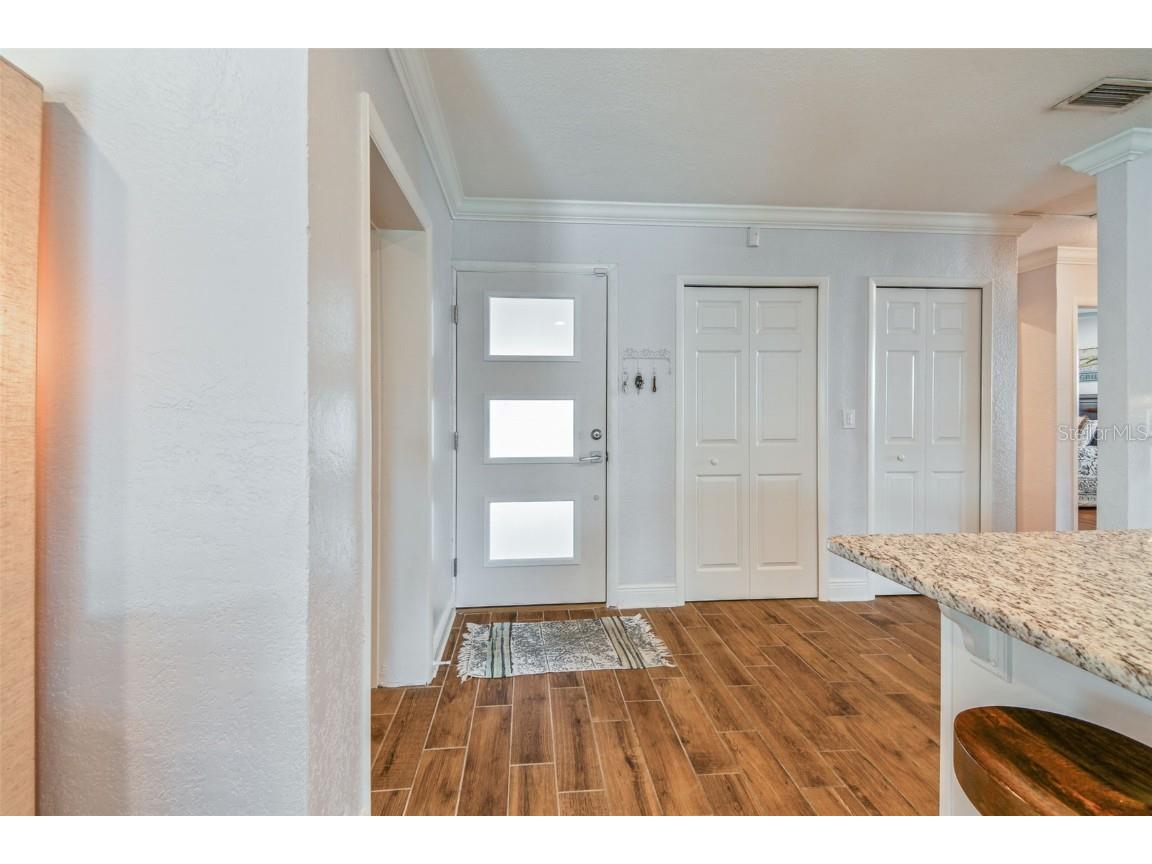 4740 Venetian Boulevard NE Saint Petersburg FL 33703 TB8405184 image27