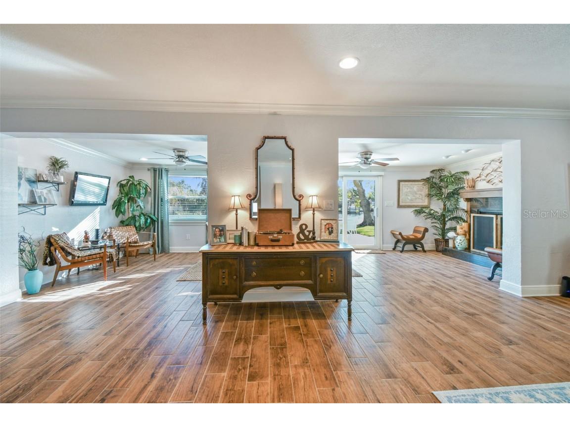 4740 Venetian Boulevard NE Saint Petersburg FL 33703 TB8405184 image30