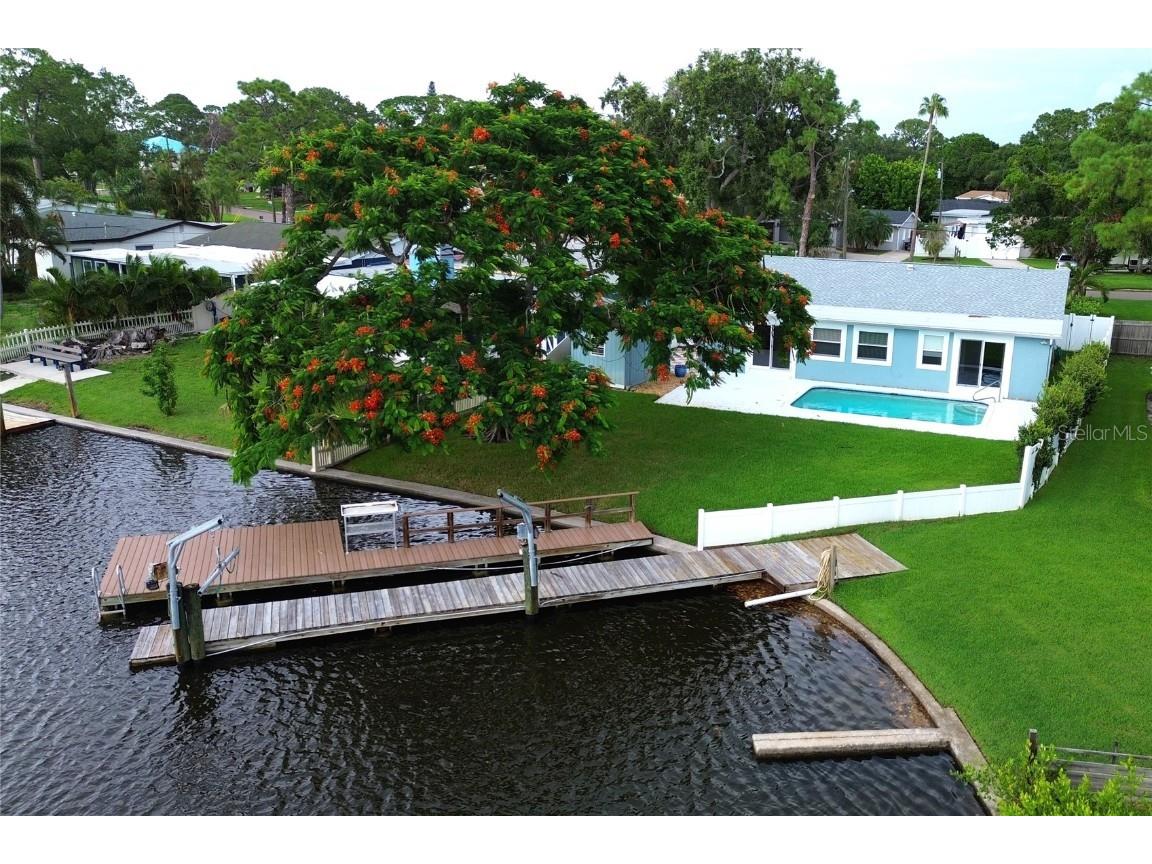 4740 Venetian Boulevard NE Saint Petersburg FL 33703 TB8405184 image34