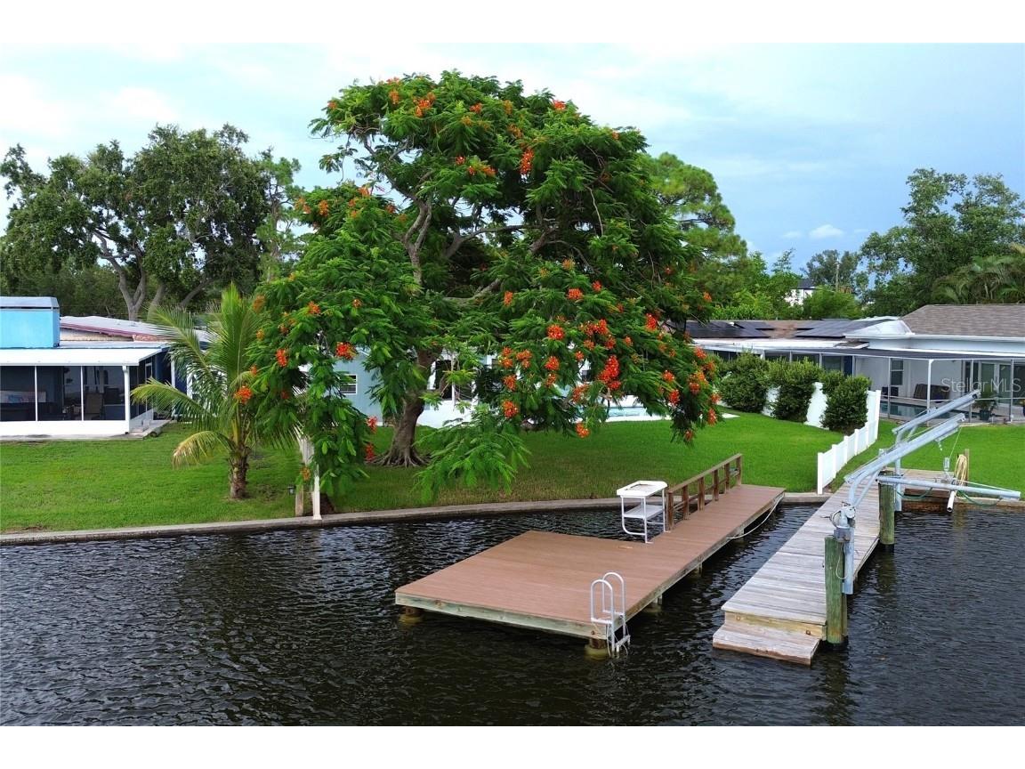 4740 Venetian Boulevard NE Saint Petersburg FL 33703 TB8405184 image35