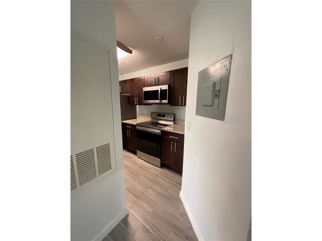 4740 Walden Circle #14 Orlando FL 32811 O6370643 image9