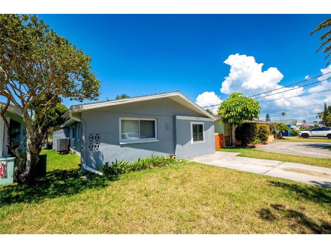 4741 Floramar Terrace New Port Richey FL 34652 T3447664 image1