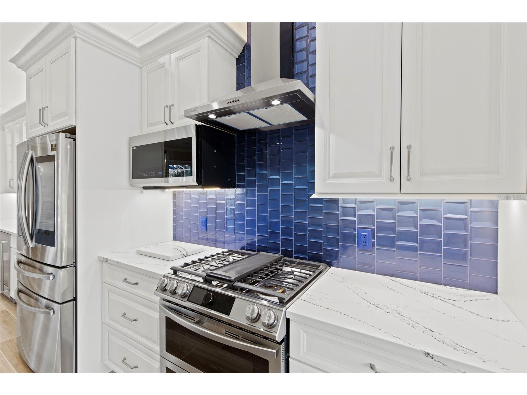 4741 Pinnacle Drive Bradenton FL 34208 - THE INLETS TO MANATEE RIVER A4671365 image5