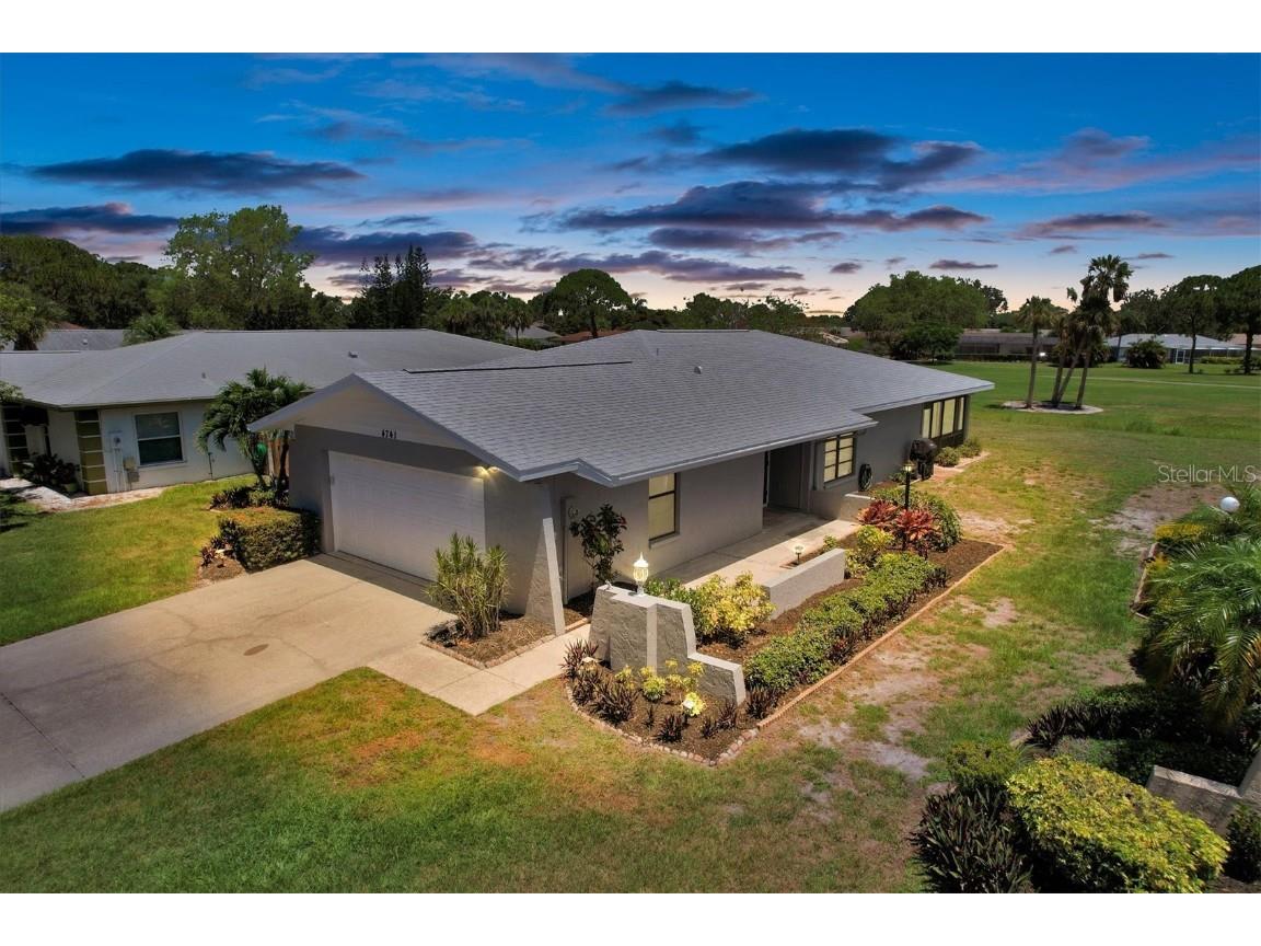 4741 Ringwood Meadow Sarasota FL 34235 A4573455 image1