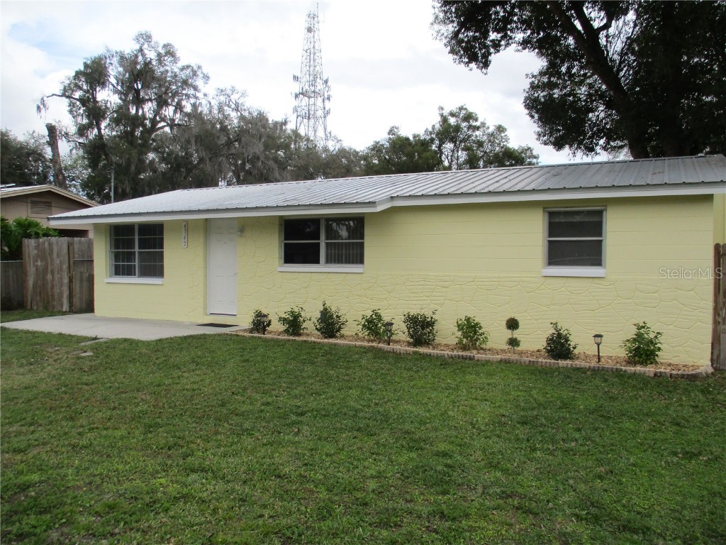 4742 6th Street Zephyrhills FL 33542 T3427228 image1
