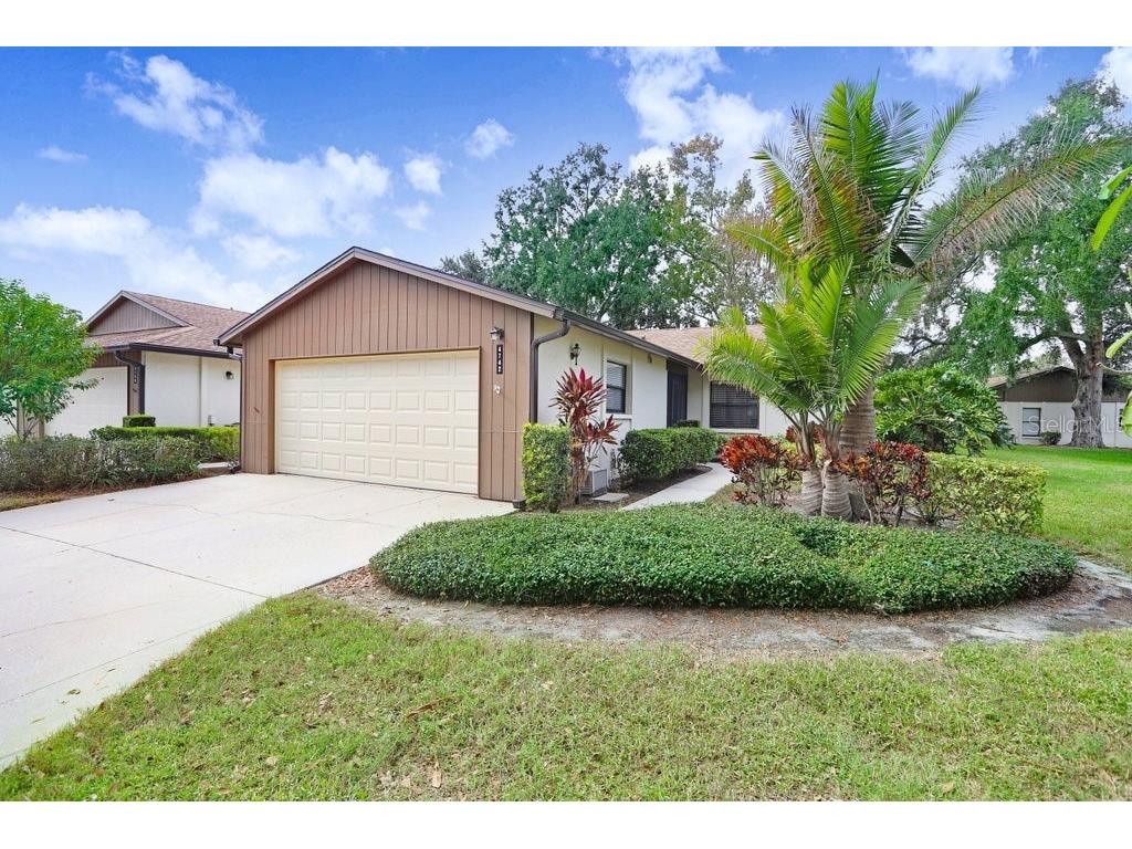 4742 Oak Hill Drive #12 Sarasota FL 34232 - POND TB8455745 image1