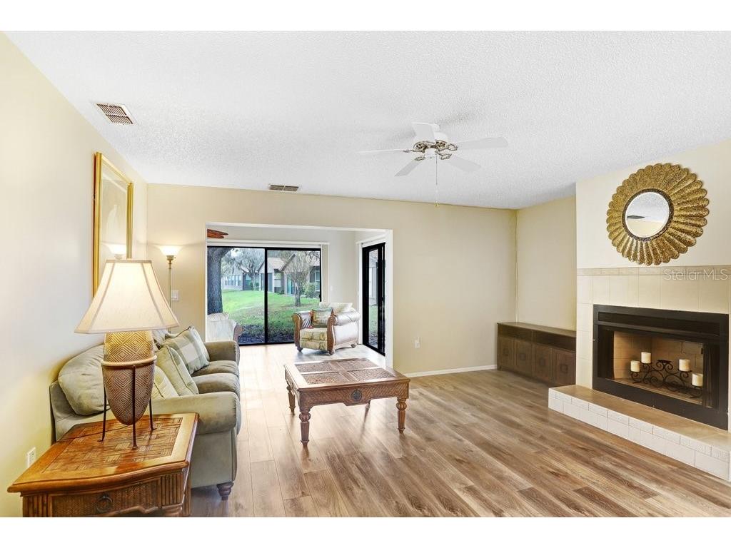 4742 Oak Hill Drive #12 Sarasota FL 34232 - POND TB8455745 image11