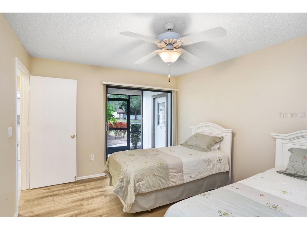 4742 Oak Hill Drive #12 Sarasota FL 34232 - POND TB8455745 image22