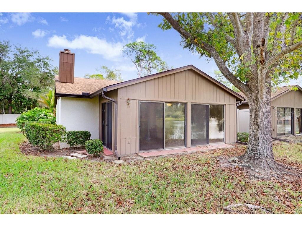 4742 Oak Hill Drive #12 Sarasota FL 34232 - POND TB8455745 image26