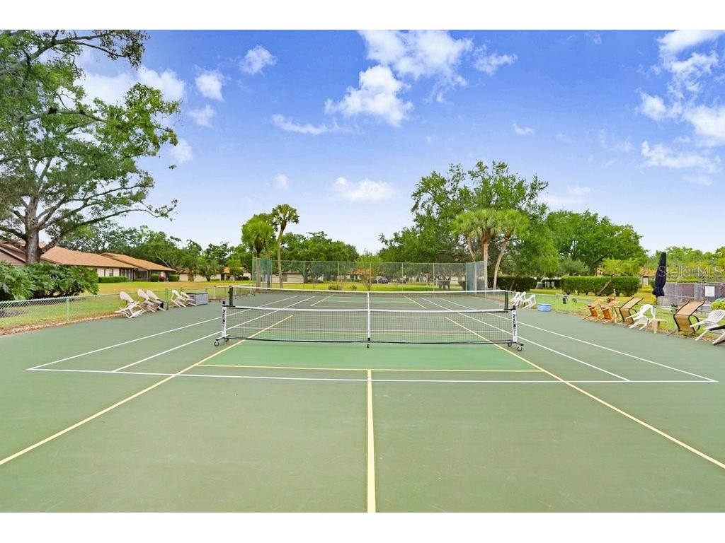 4742 Oak Hill Drive #12 Sarasota FL 34232 - POND TB8455745 image29