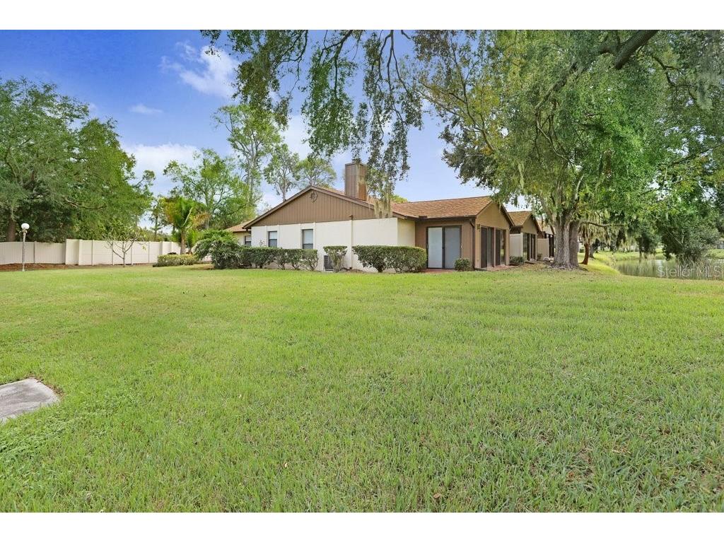 4742 Oak Hill Drive #12 Sarasota FL 34232 - POND TB8455745 image36