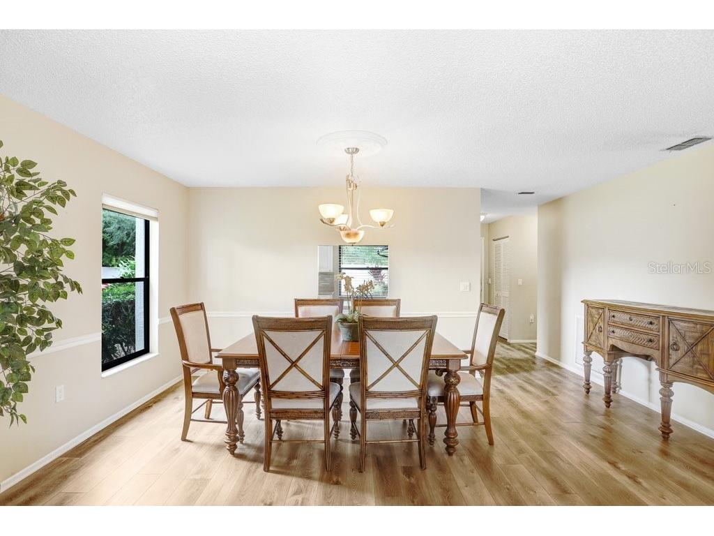 4742 Oak Hill Drive #12 Sarasota FL 34232 - POND TB8455745 image6