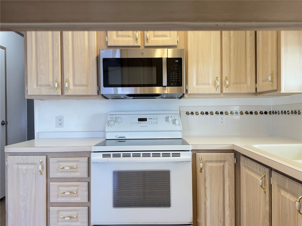 4742 Stuey Drive #LOT 305 Zephyrhills FL 33541 TB8359578 image15