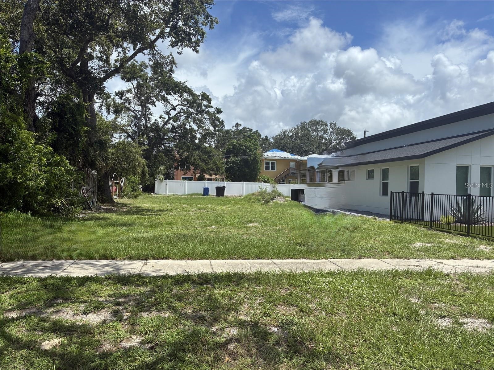 4743 10th Avenue S Saint Petersburg FL 33711 TB8473557 image1