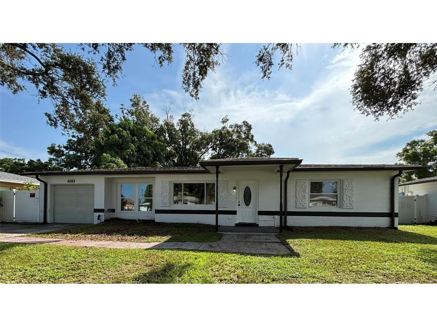 4743 Lake Charles Drive N Kenneth City FL 33709 TB8414600 image1