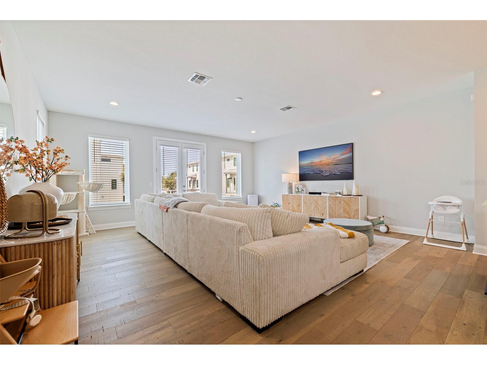 4743 Legacy Park Drive Tampa FL 33611 TB8521106 image8