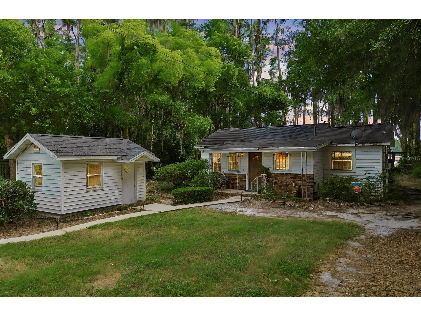 4743 School Road Land O Lakes FL 34638 - WEST LAKE ELLIS TB8498243 image1