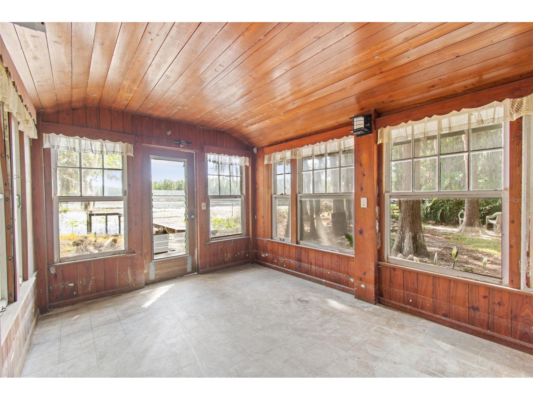 4743 School Road Land O Lakes FL 34638 - WEST LAKE ELLIS TB8498243 image37