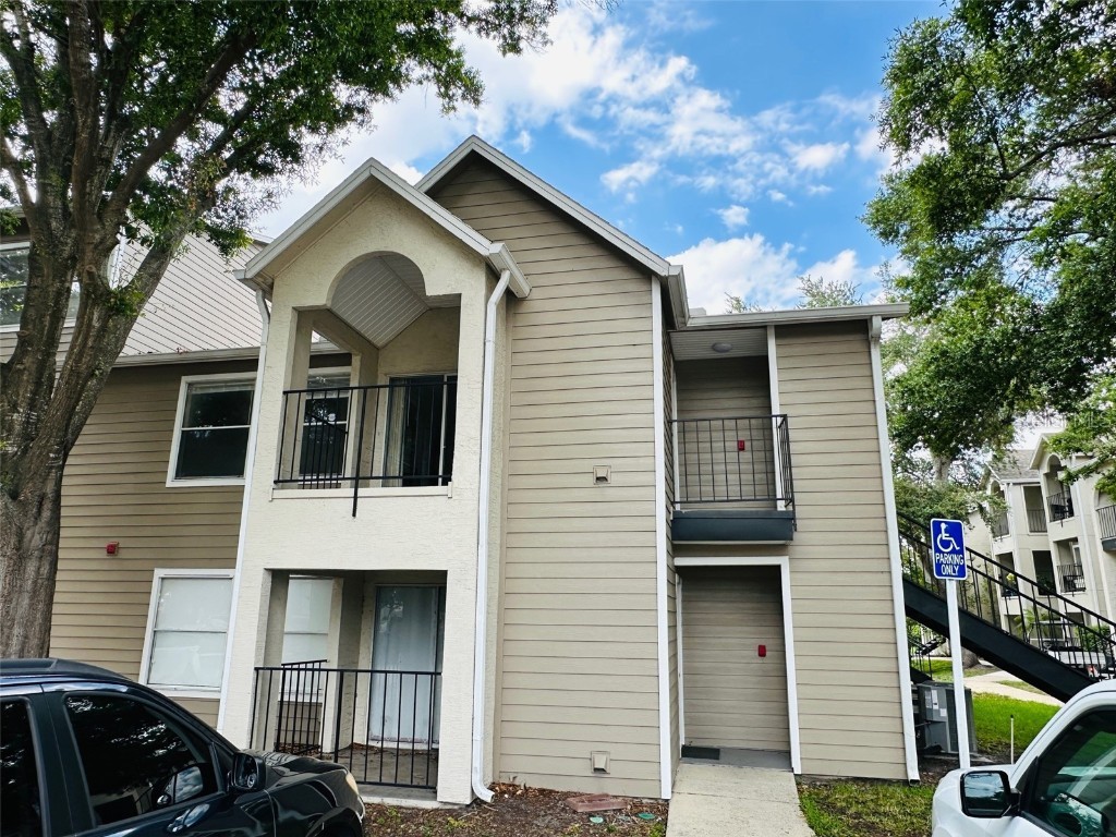 4744 Walden Circle #27 Orlando FL 32811 O6212030 image1