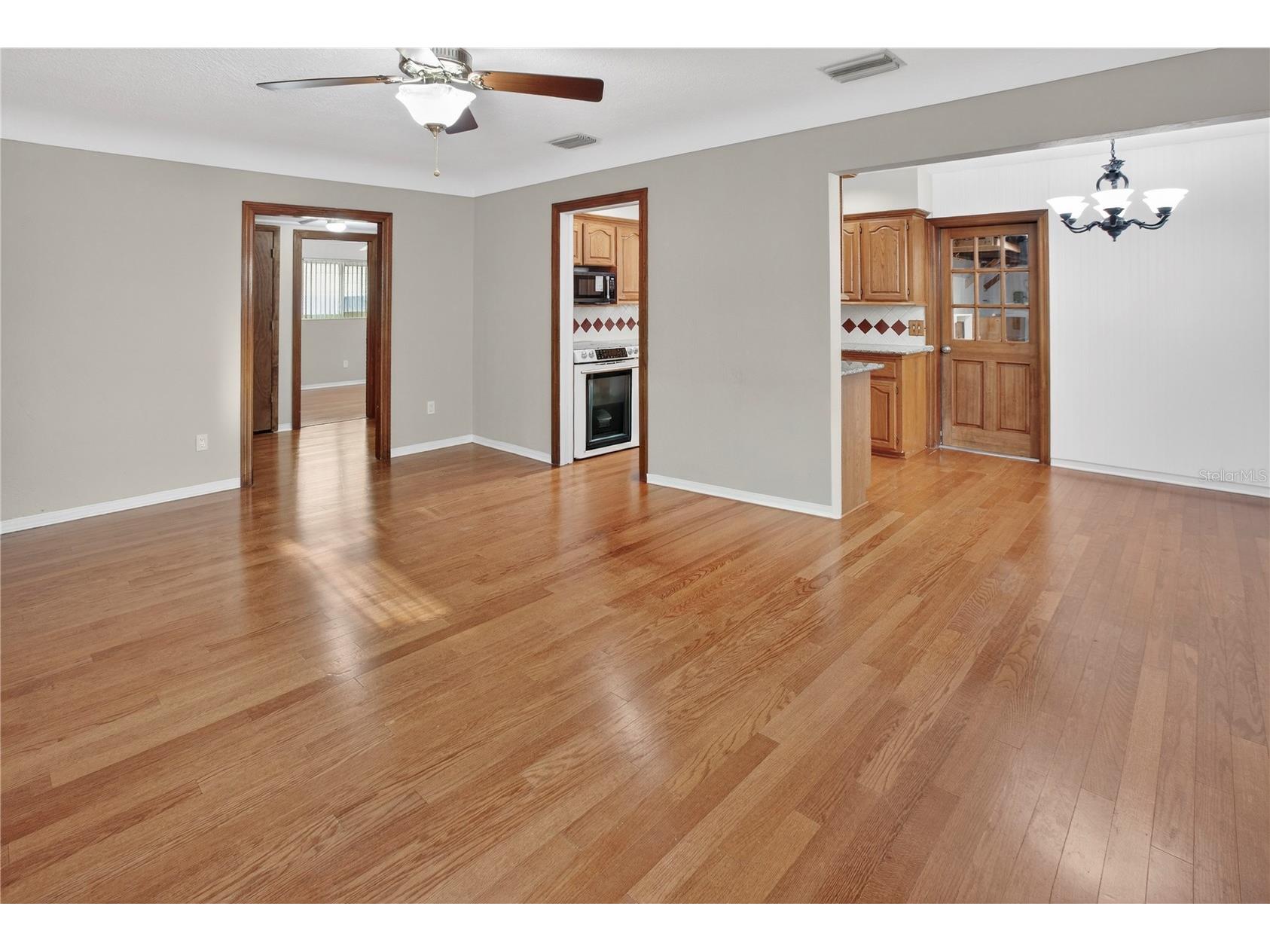 4745 14th Avenue N Saint Petersburg FL 33713 TB8494345 image4