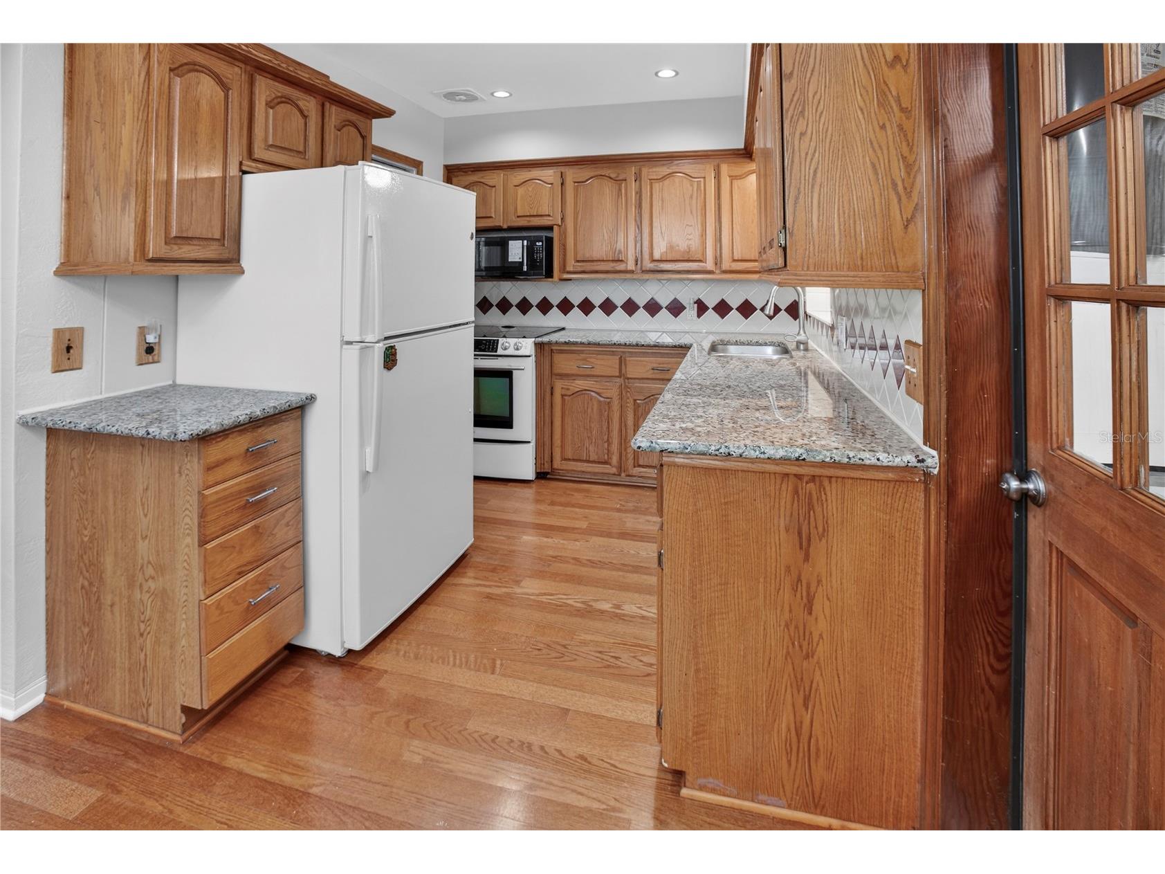 4745 14th Avenue N Saint Petersburg FL 33713 TB8494345 image5