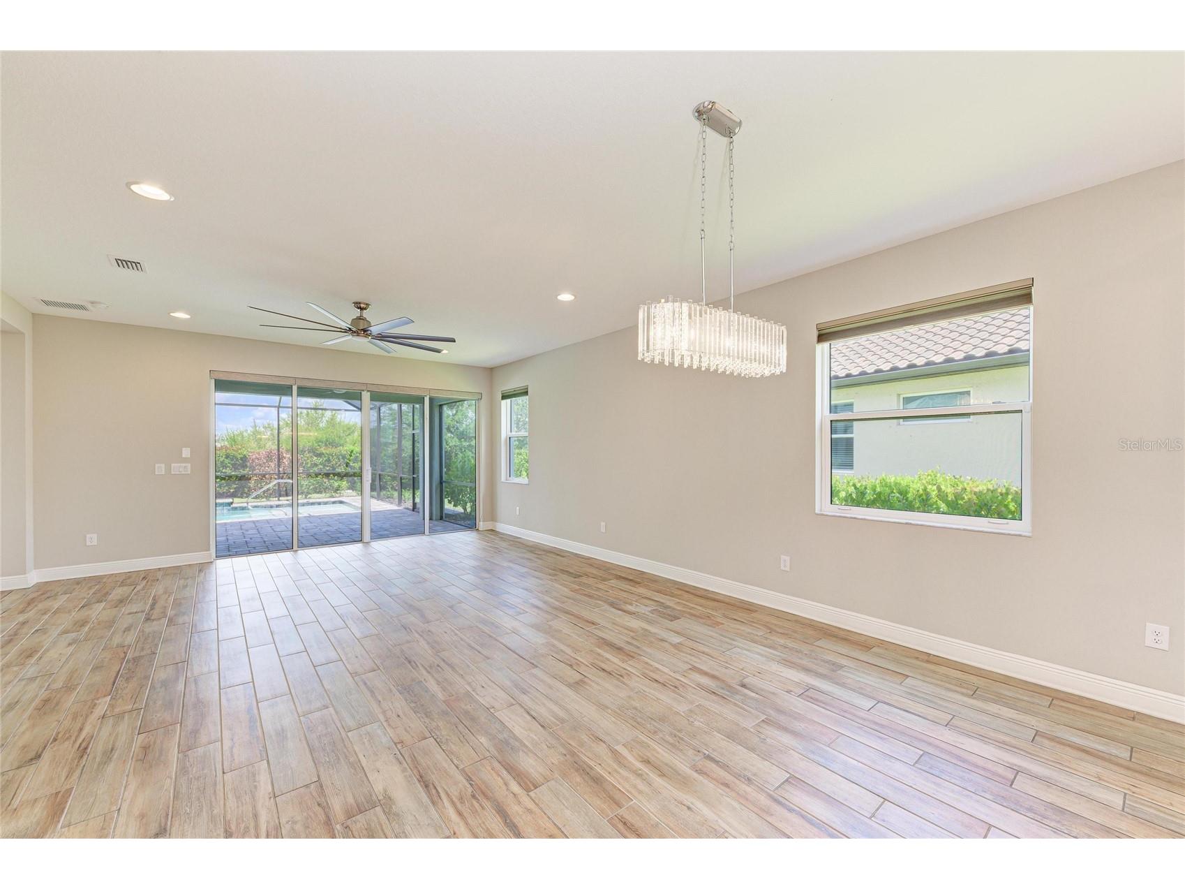 4745 Antrim Drive Sarasota FL 34240 A4693247 image23