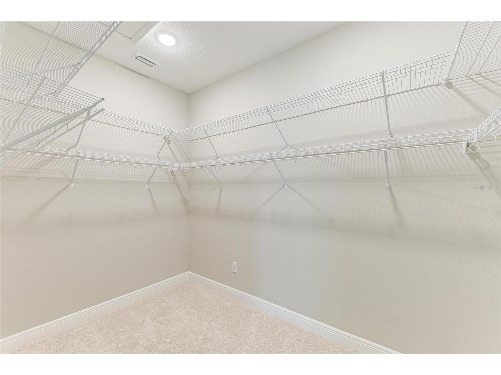 4745 Antrim Drive Sarasota FL 34240 A4693247 image38