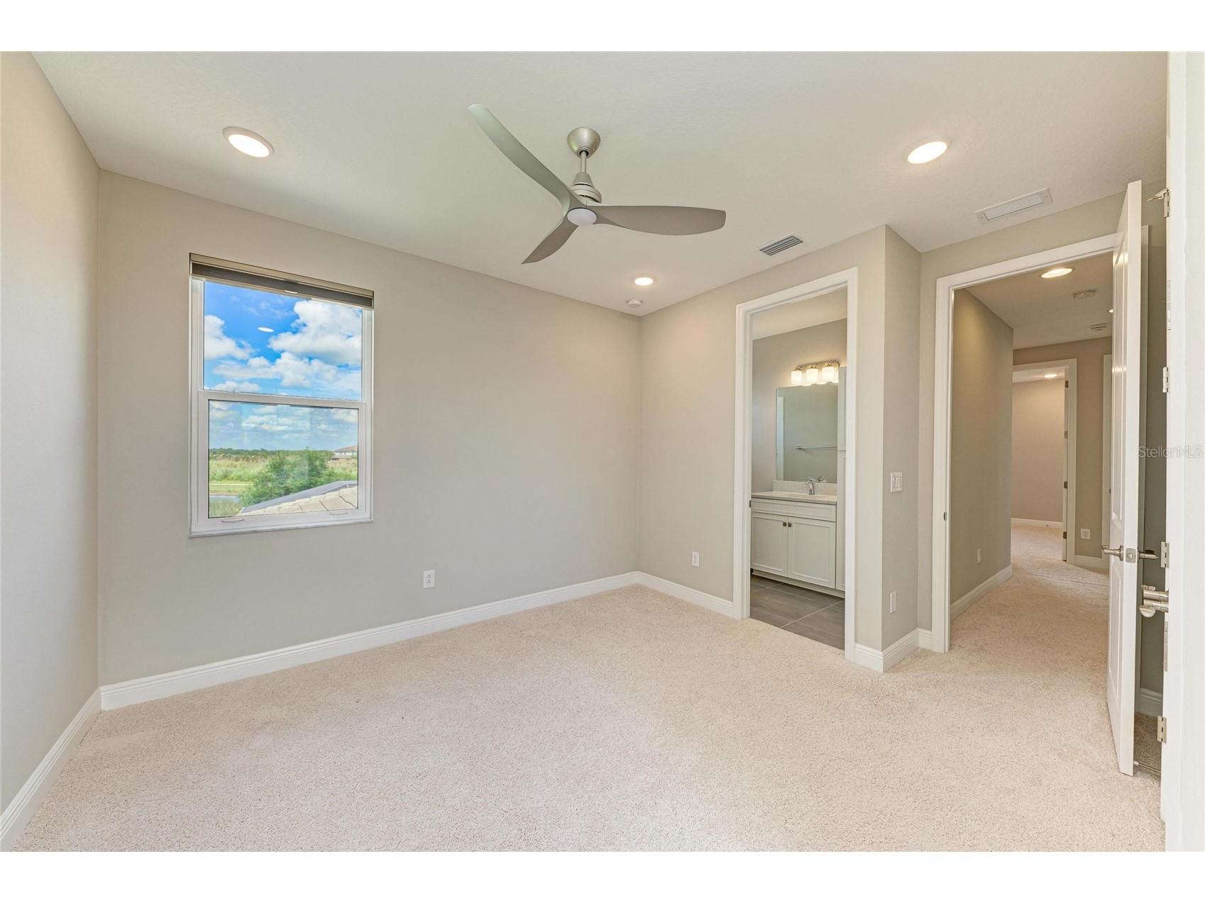 4745 Antrim Drive Sarasota FL 34240 A4693247 image44