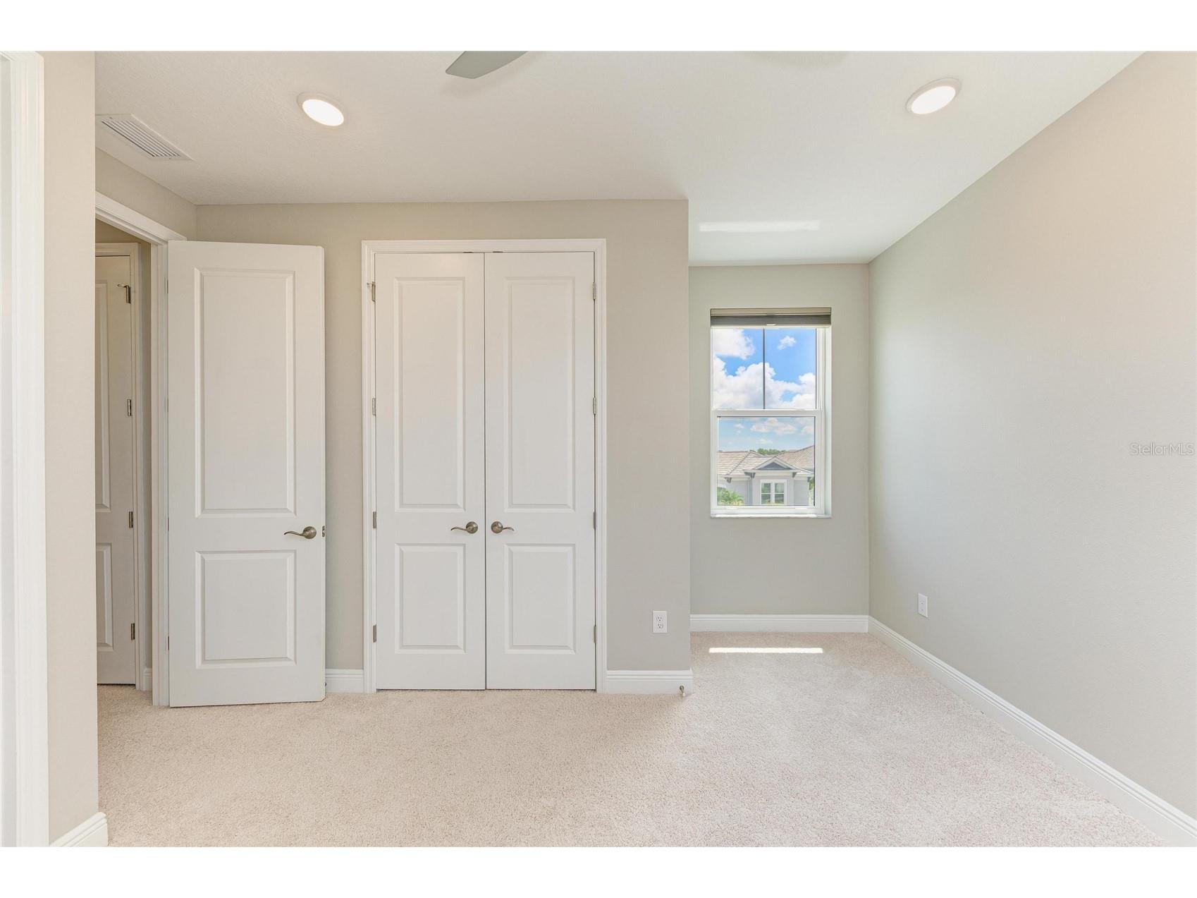 4745 Antrim Drive Sarasota FL 34240 A4693247 image45
