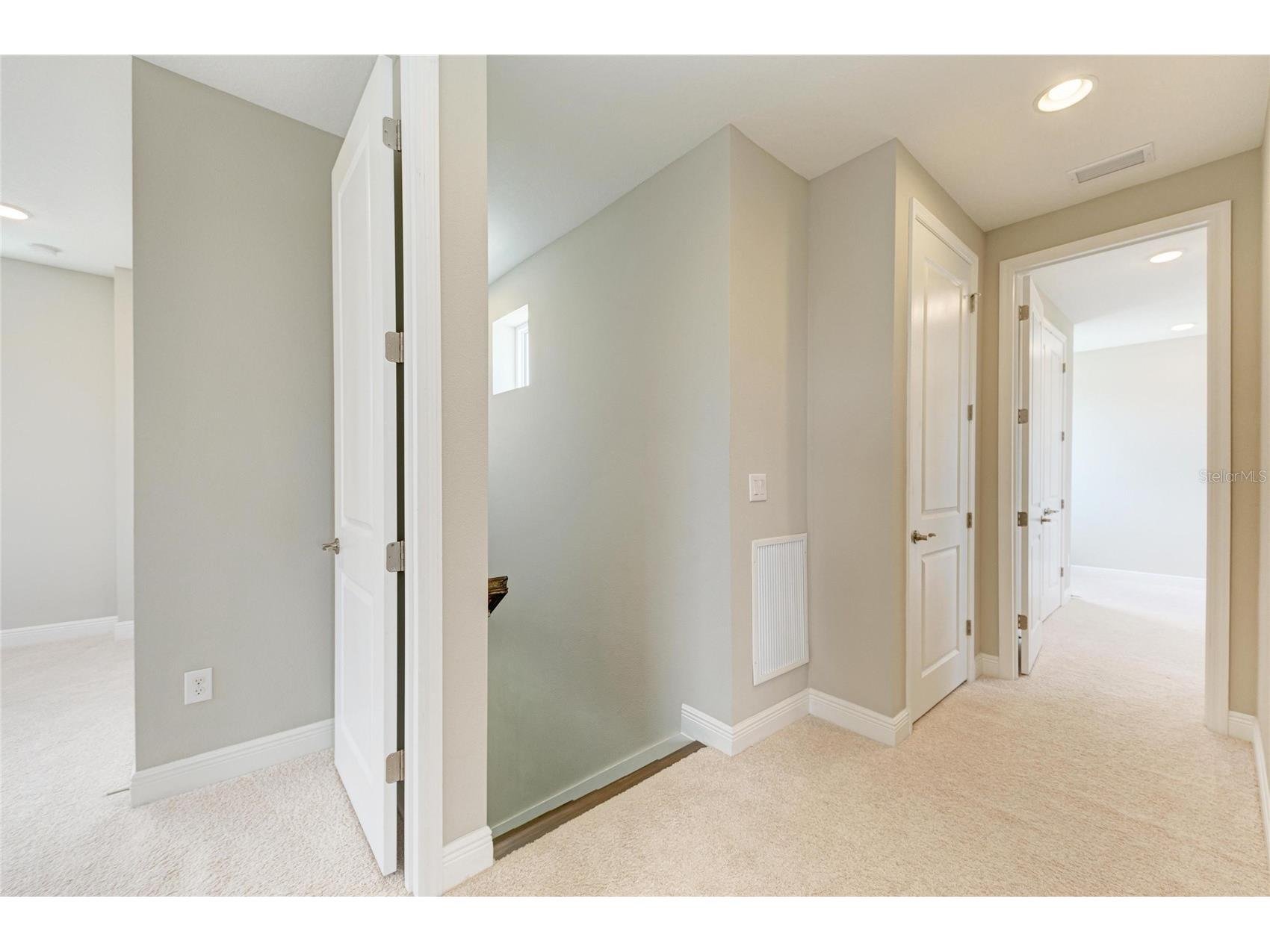 4745 Antrim Drive Sarasota FL 34240 A4693247 image47
