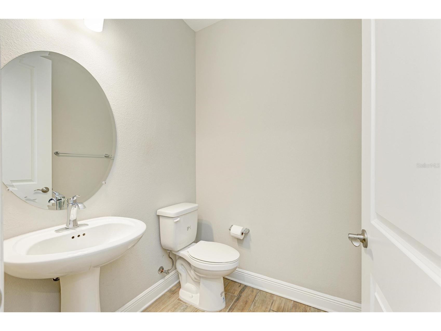 4745 Antrim Drive Sarasota FL 34240 A4693247 image61